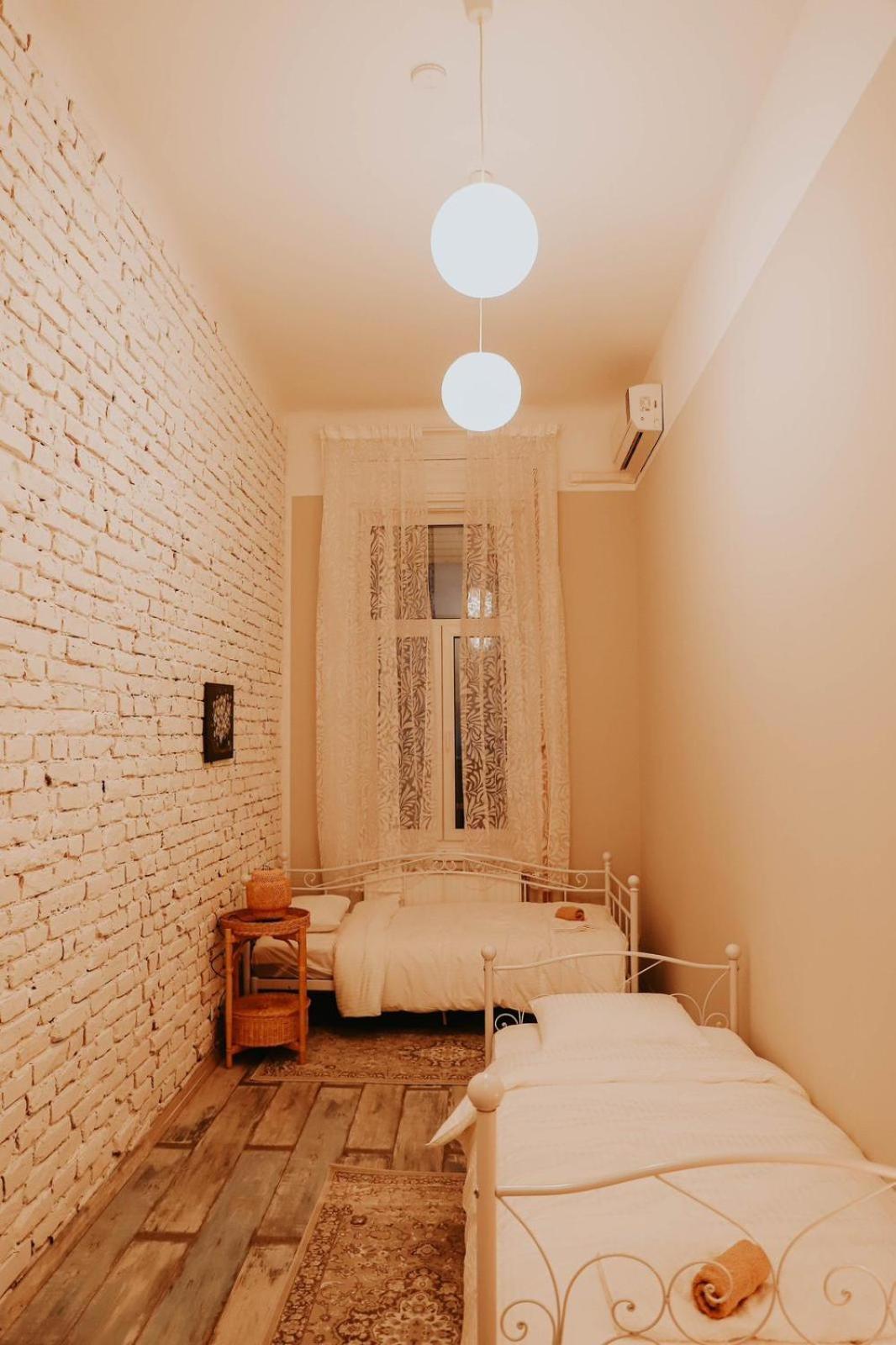 Rooms For Rent In Centre Budapest Exterior foto